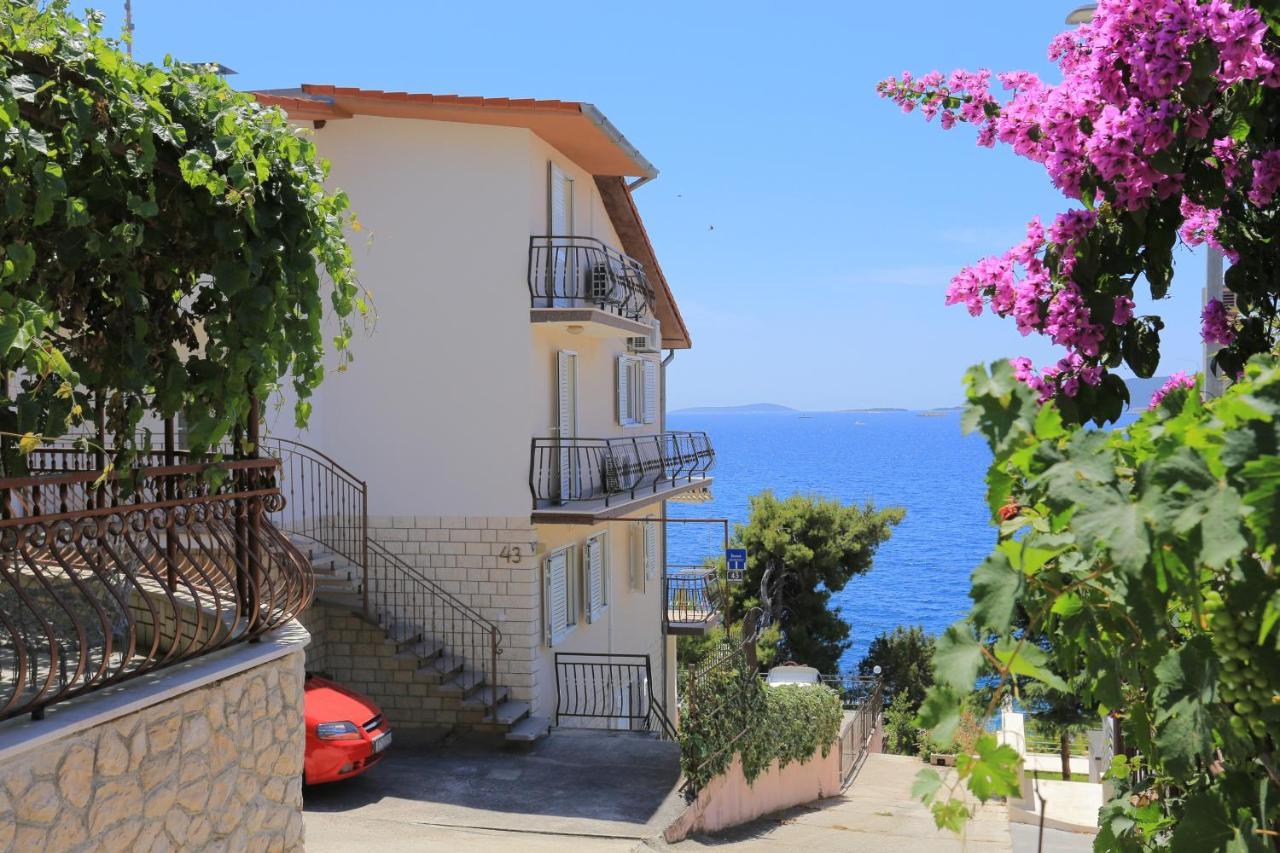 Apartments By The Sea Okrug Donji, Ciovo - 16657 Donji Okrug  Екстер'єр фото